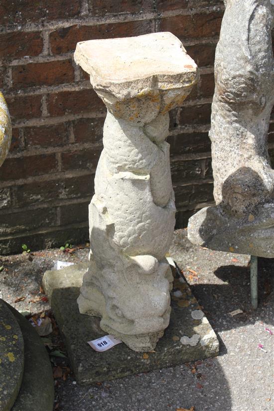 Sandstone double dolphin baluster